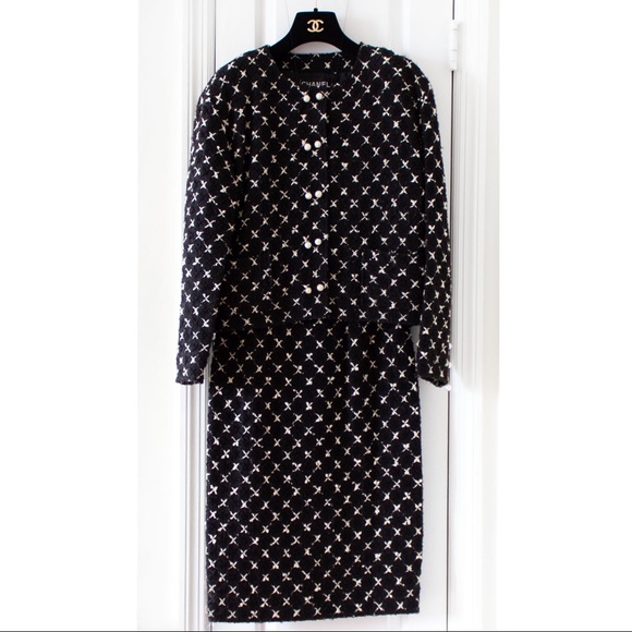 Rare Chanel Vintage 1983 Karl Black Jacket Suit - Picture 1 of 13